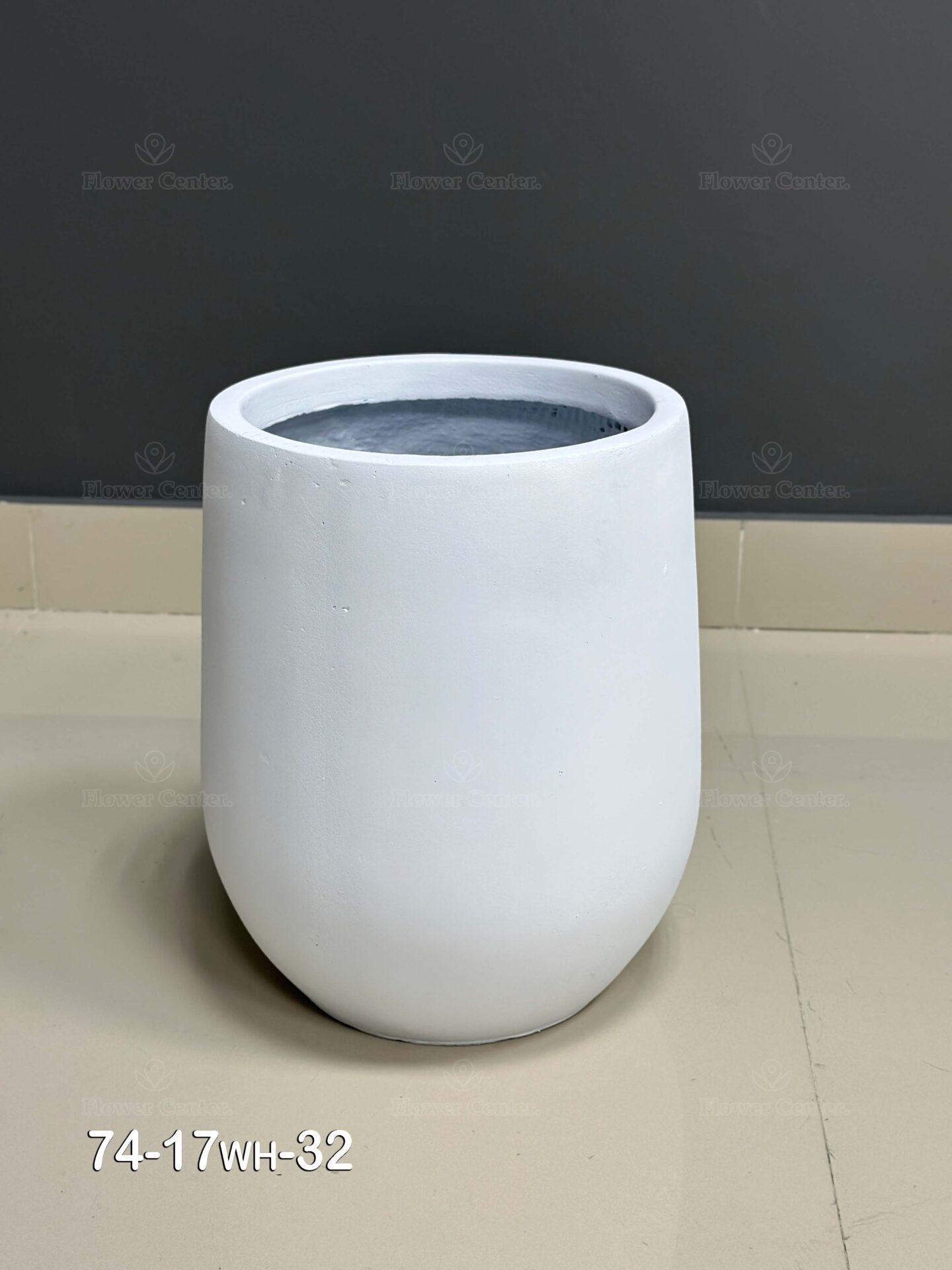 Fiberglass White Pot 32cm