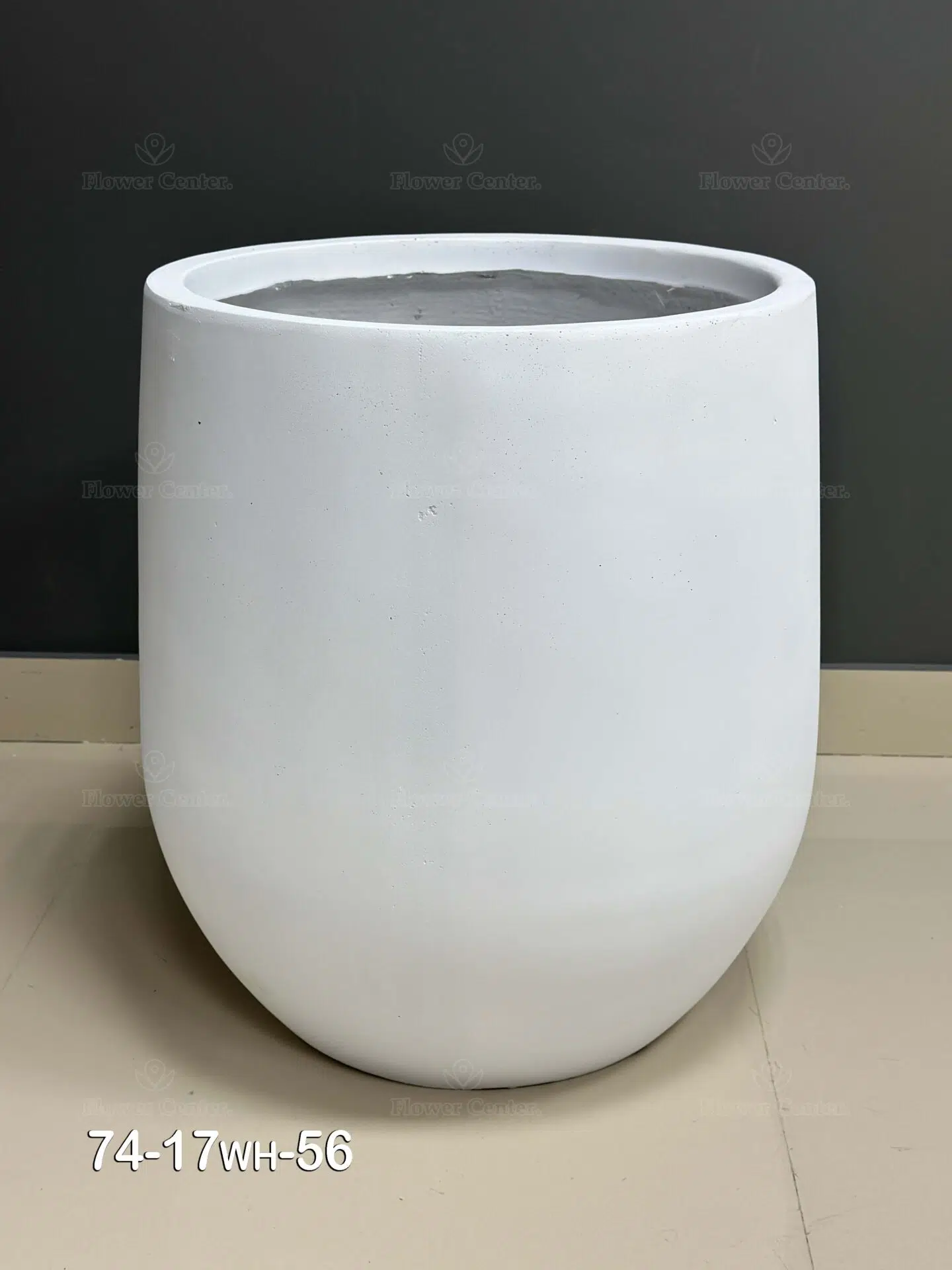 Fiberglass White Pot 56cm
