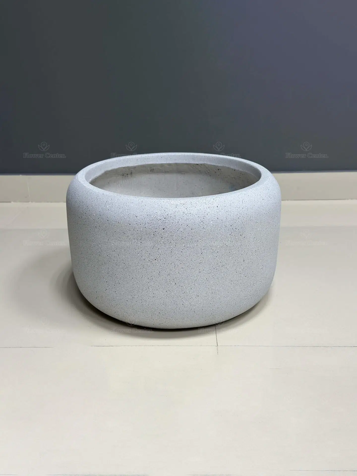 Fiberglass Pot 26cm