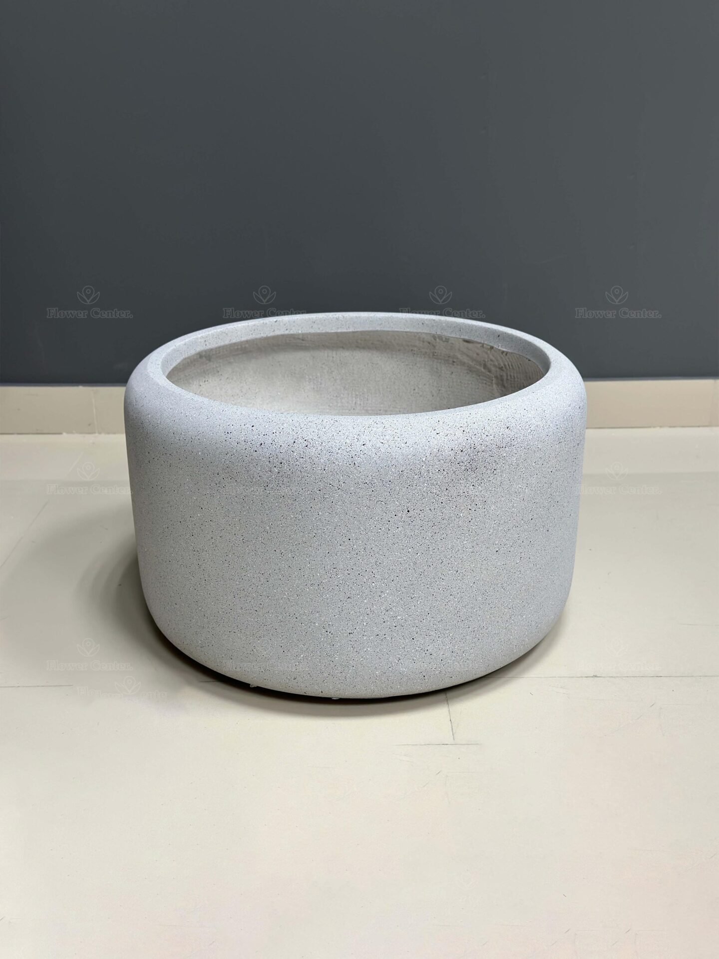 Fiberglass Pot 33cm